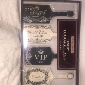 NWT  luxury luggage tags four piece set new in box
